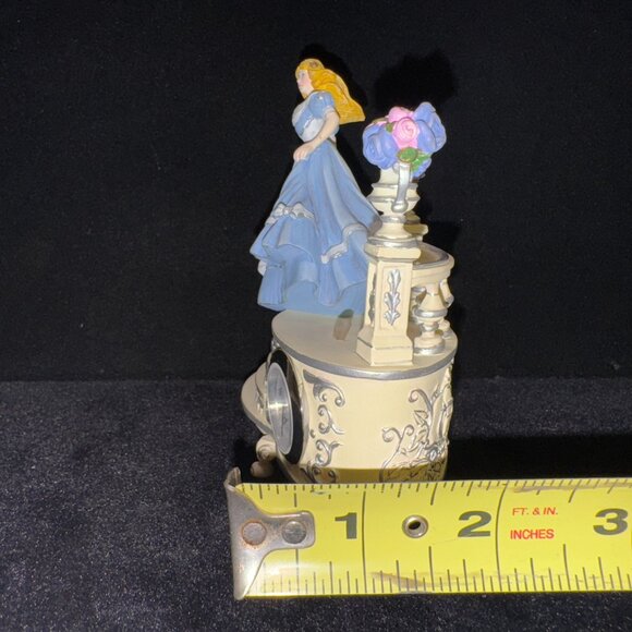 Collector Gallery Resin Cinderella Clock figurine Glass slipper Disney - 1496 - Picture 13 of 13